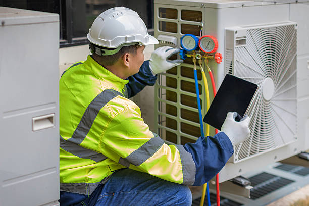Professional Ac Installation technician working in Fischer, TX